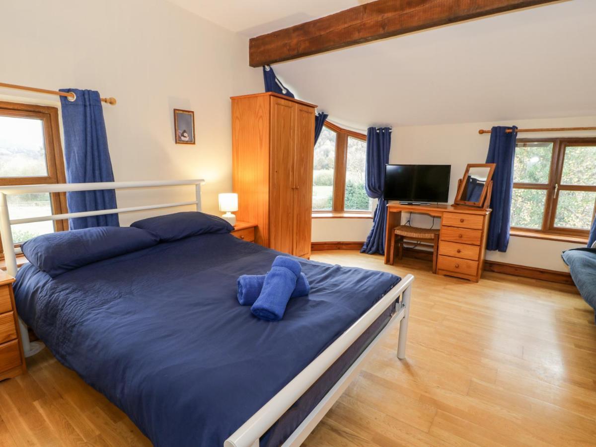 Ddol Helyg Farmhouse Llanrug Exteriör bild